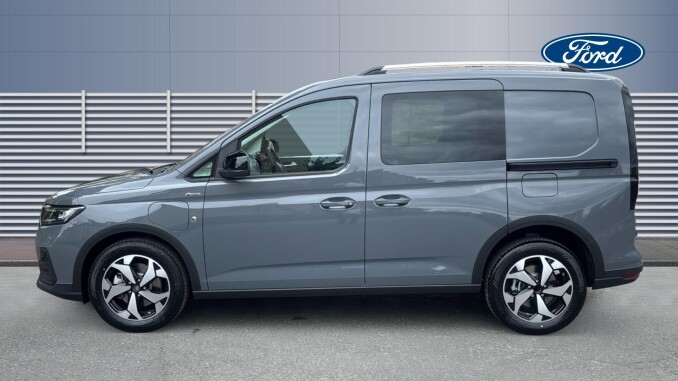 Ford Transit Connect 240 L1 Petrol 1.5 EcoBoost PHEV 150 Active FlexCab Van Auto - Image 4